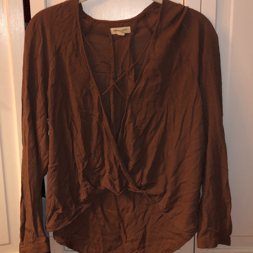 silence + noise cross shirt